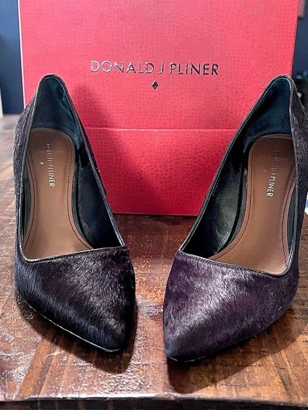 Donald J Pliner Phillo-H1 Pointed Toe Calf Hair Pumps US 11